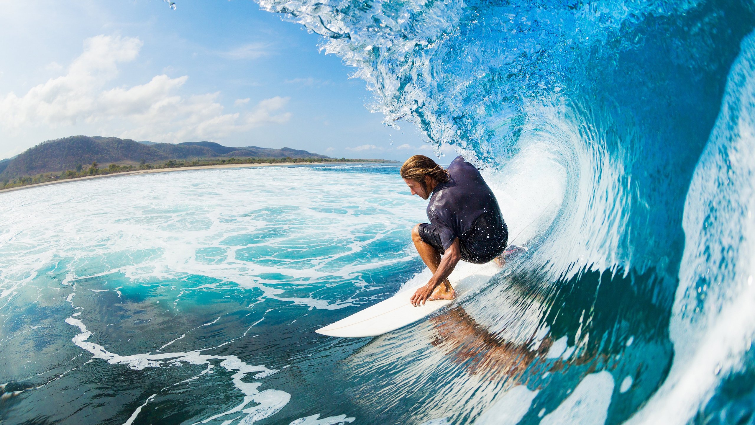 赛道与绿茵场的双重奏，F1揭幕战与切尔西的跨洲焦点战