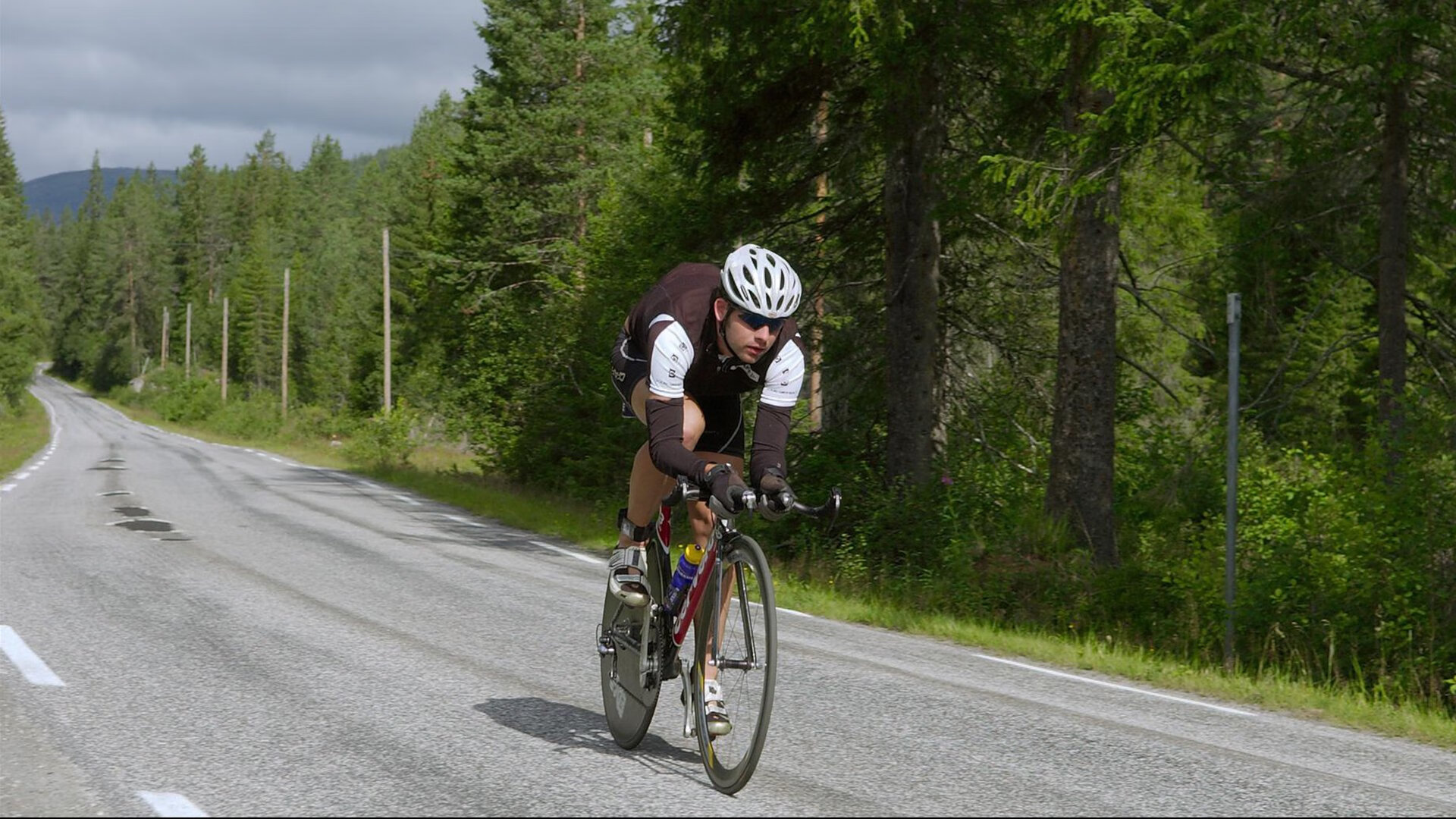 篮网一波流席卷骑士，约基奇展现统治级压制力