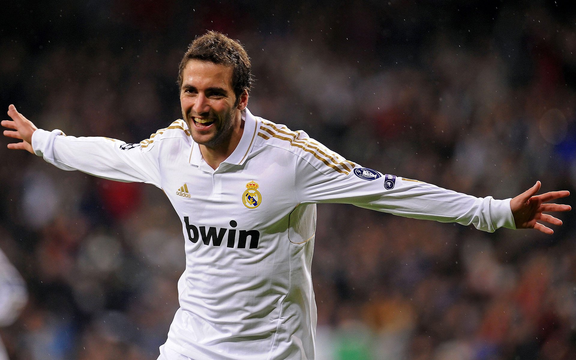 哈斯奇迹夜，小车队完胜跃马，汉密尔顿火热状态再证王者归来